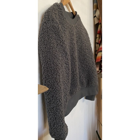 Truth By Republic Textured Faux Fur Gray Boxy Pullover Sweater Women Size XS - Picture 3 of 10